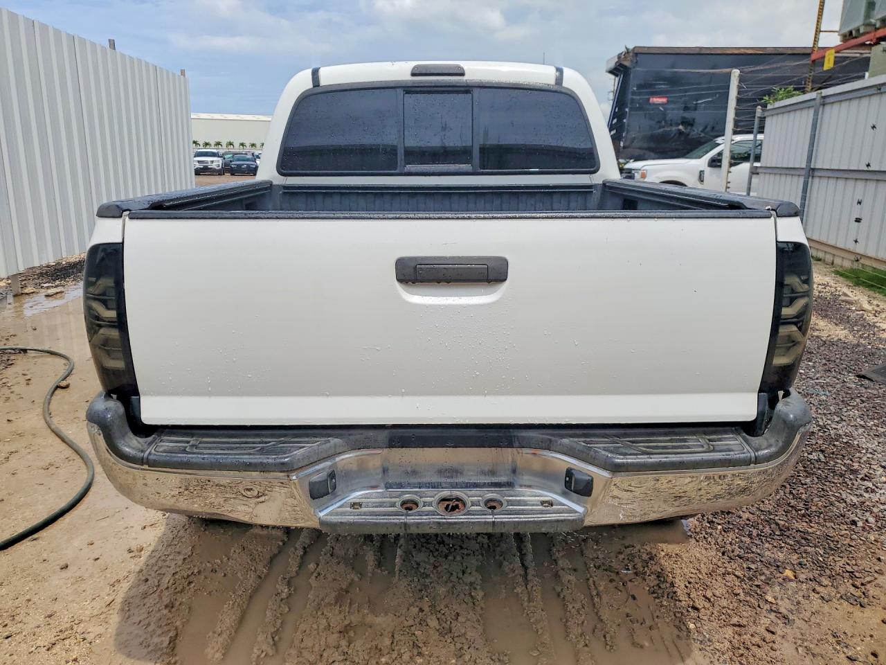 2005 TOYOTA TACOMA DOUBLE CAB PRERUNNER photo 6
