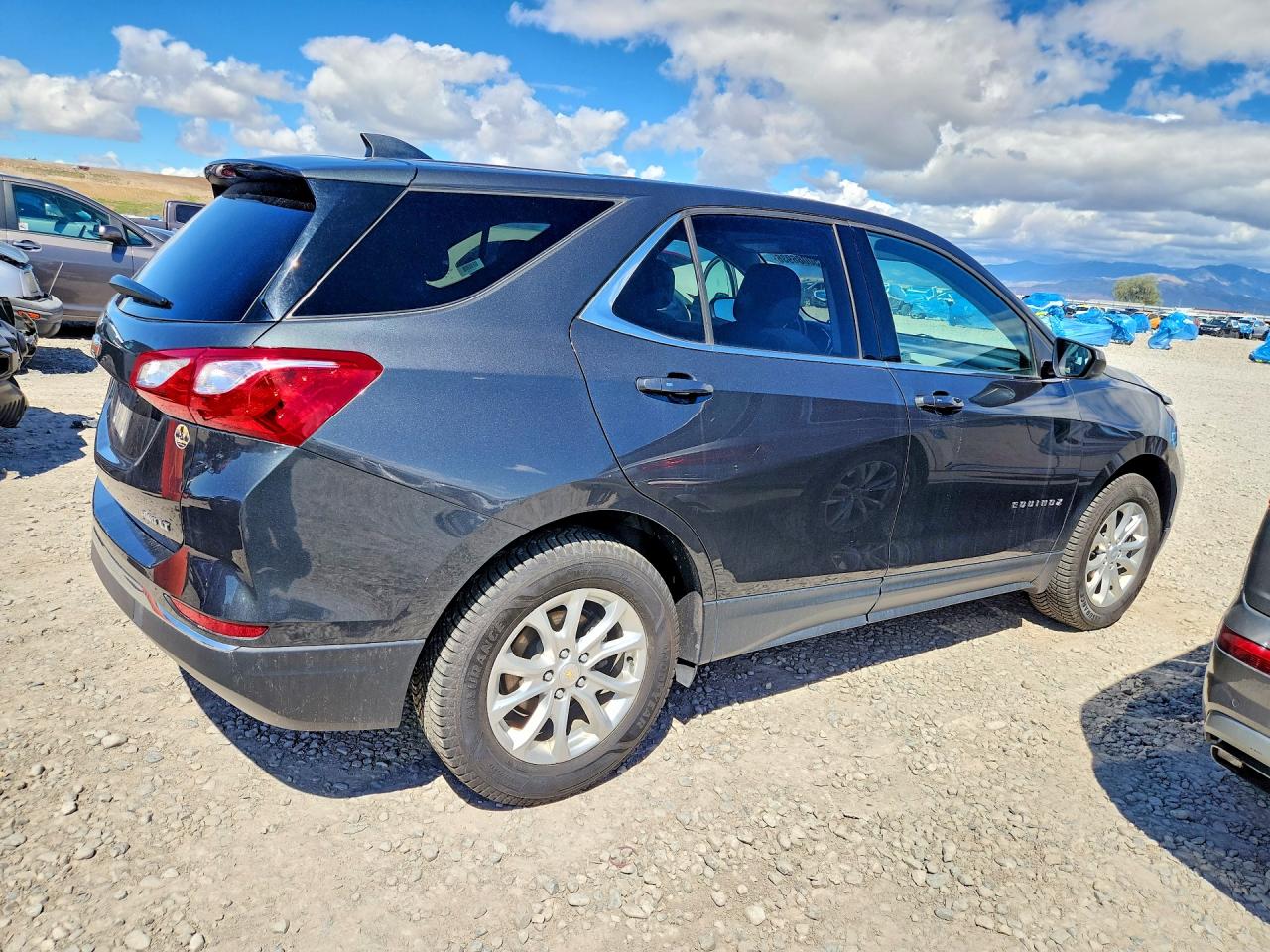 2019 CHEVROLET EQUINOX LT photo 3