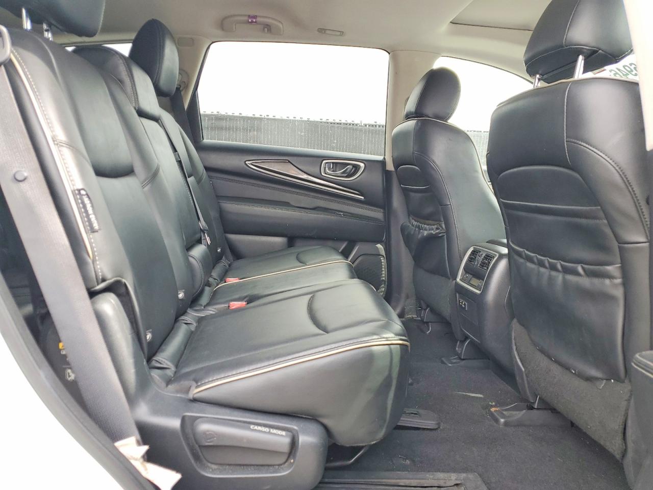 2020 INFINITI QX60 LUXE photo 11
