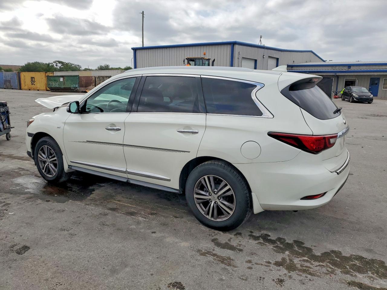 2020 INFINITI QX60 LUXE photo 2