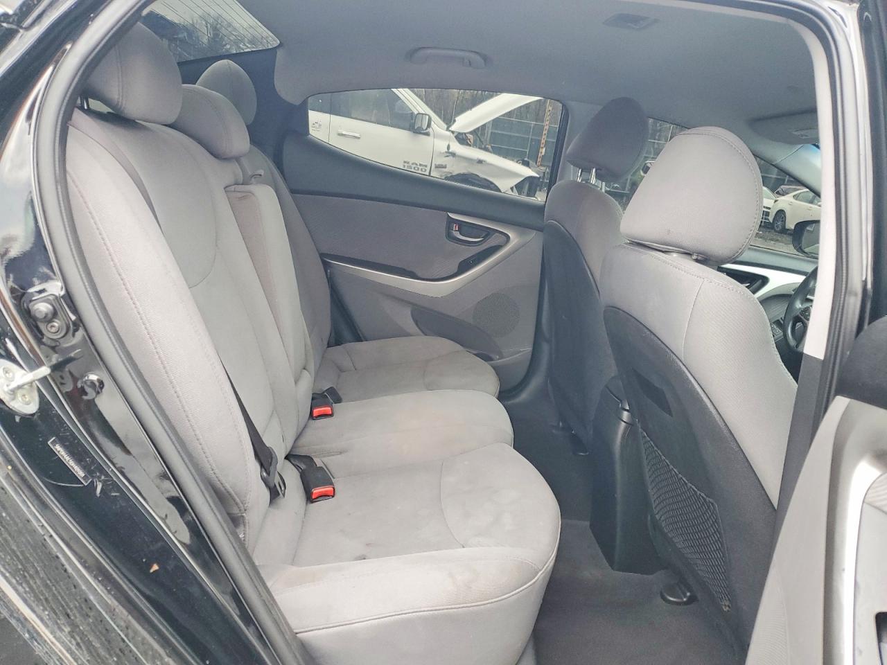 2013 HYUNDAI ELANTRA GLS photo 28