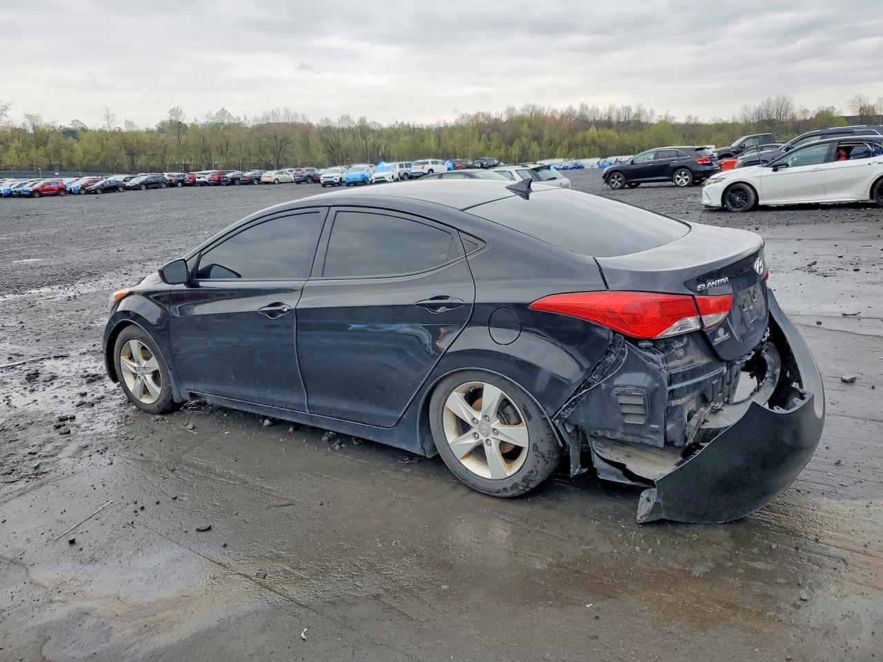 2013 HYUNDAI ELANTRA GLS photo 4