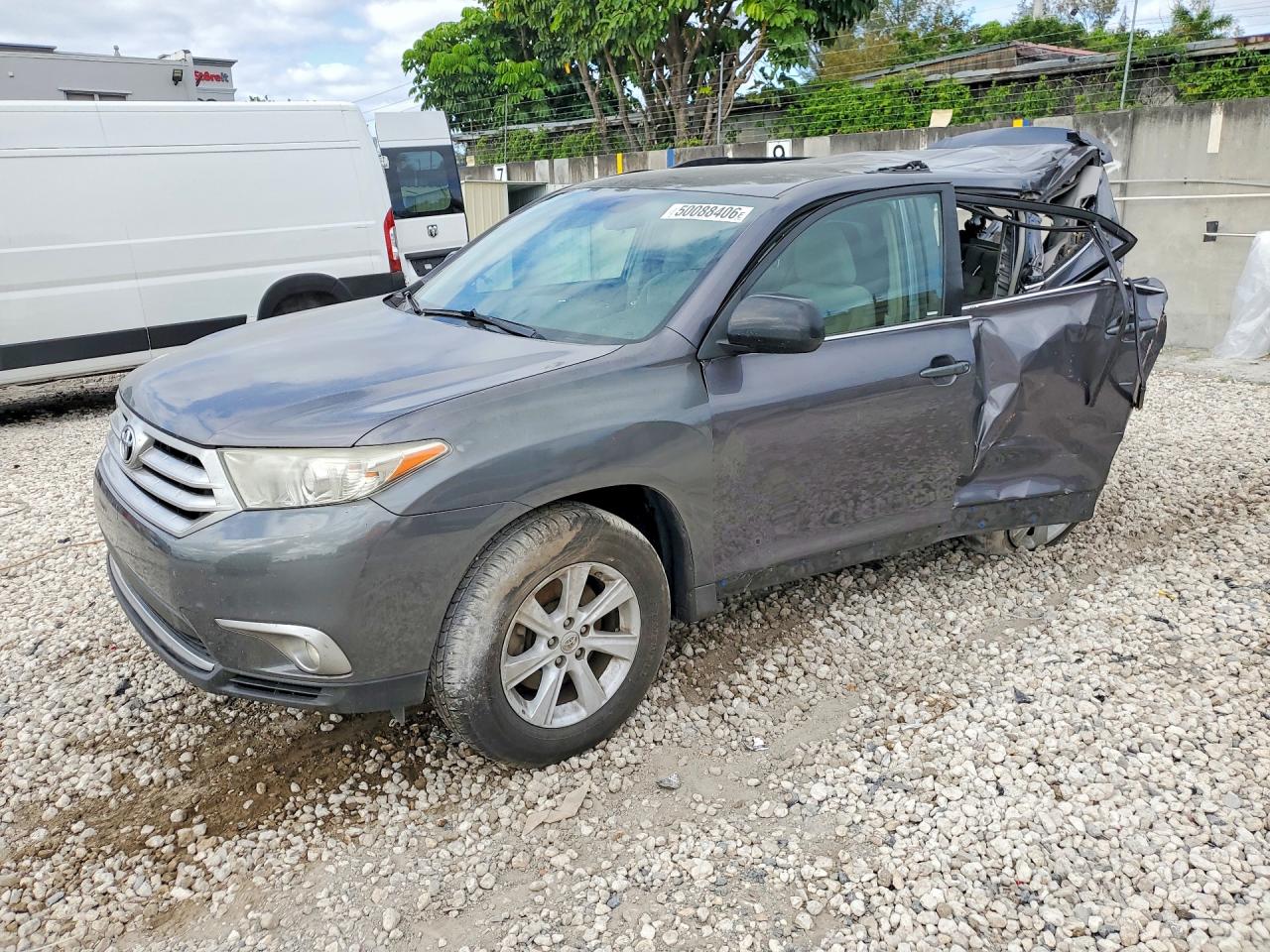 2012 TOYOTA HIGHLANDER