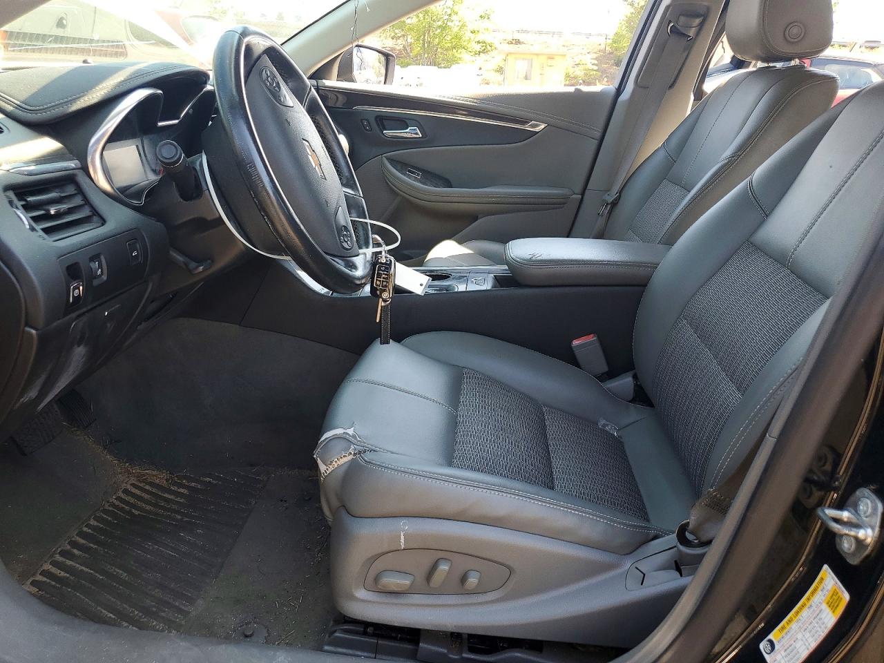 2015 CHEVROLET IMPALA LT photo 13