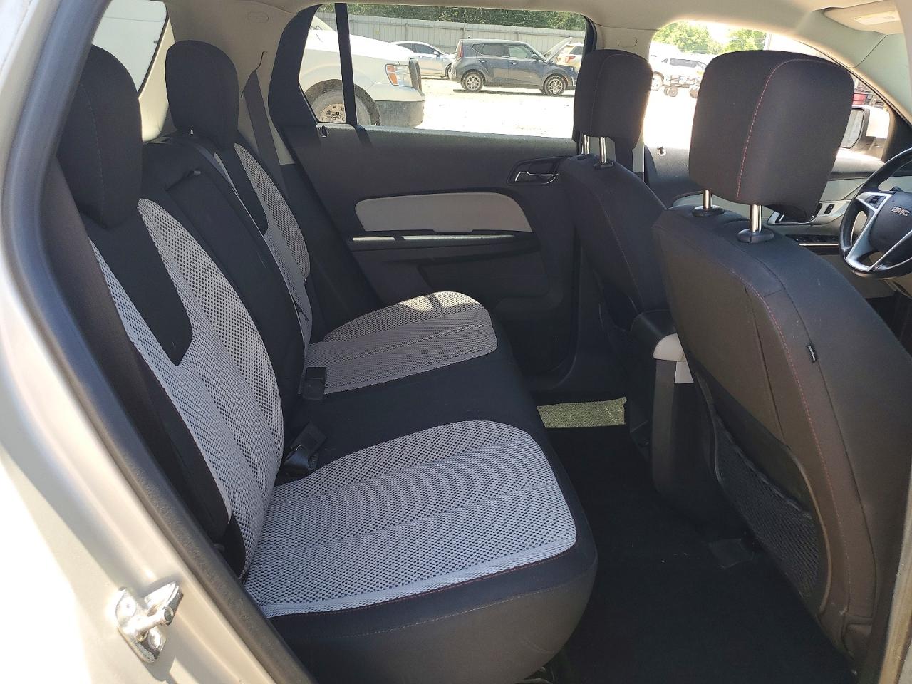 2013 GMC TERRAIN SLE photo 19