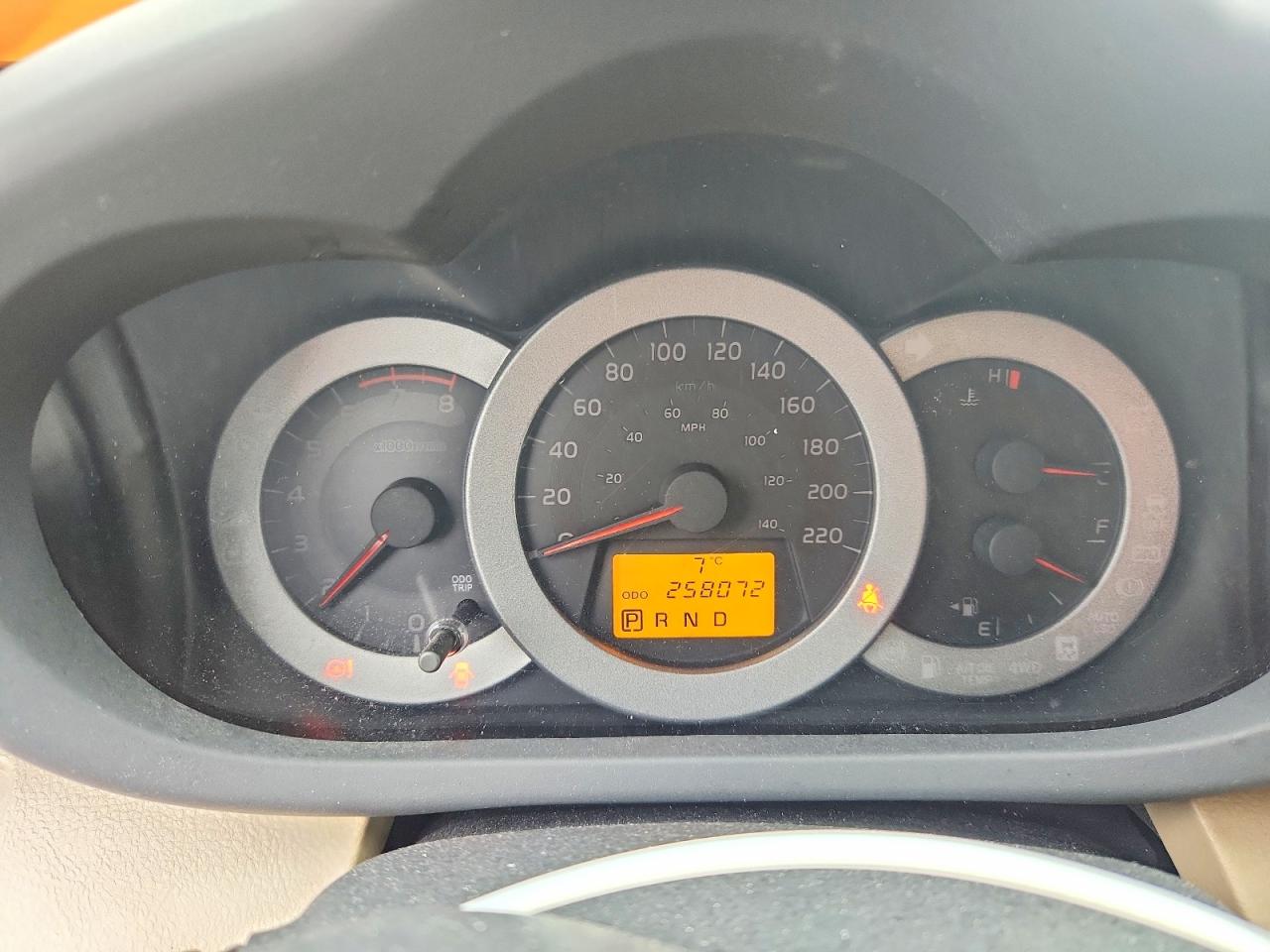 2011 TOYOTA RAV4 BASE photo 17