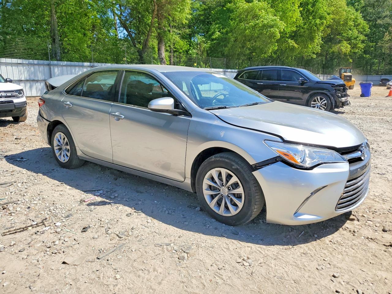2016 TOYOTA CAMRY LE photo 7