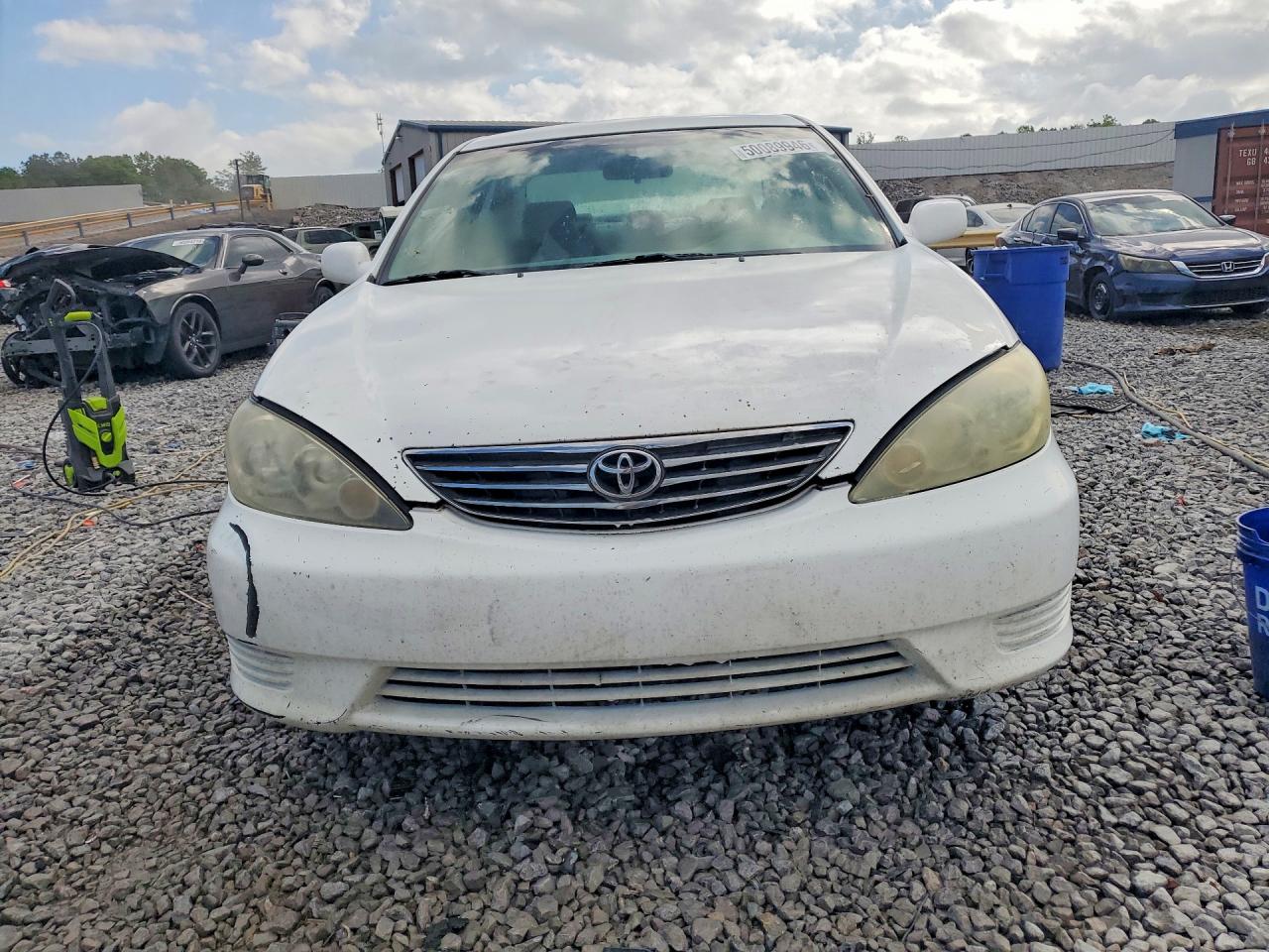 2006 TOYOTA CAMRY LE photo 9
