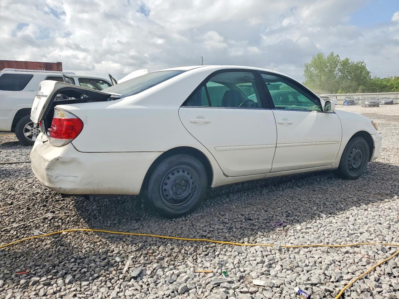 2006 TOYOTA CAMRY LE photo 5
