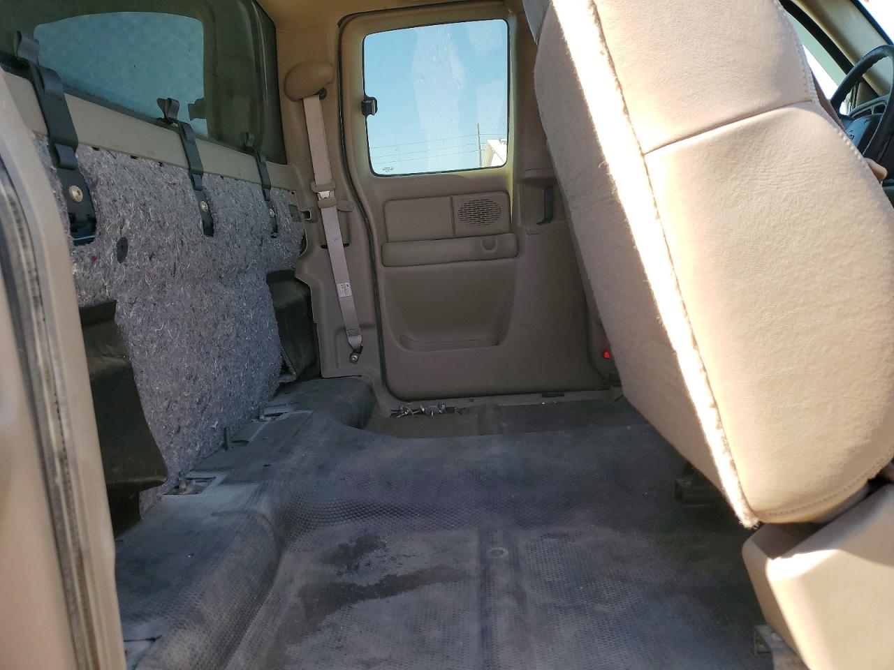2002 CHEVROLET SILVERADO K1500 photo 19