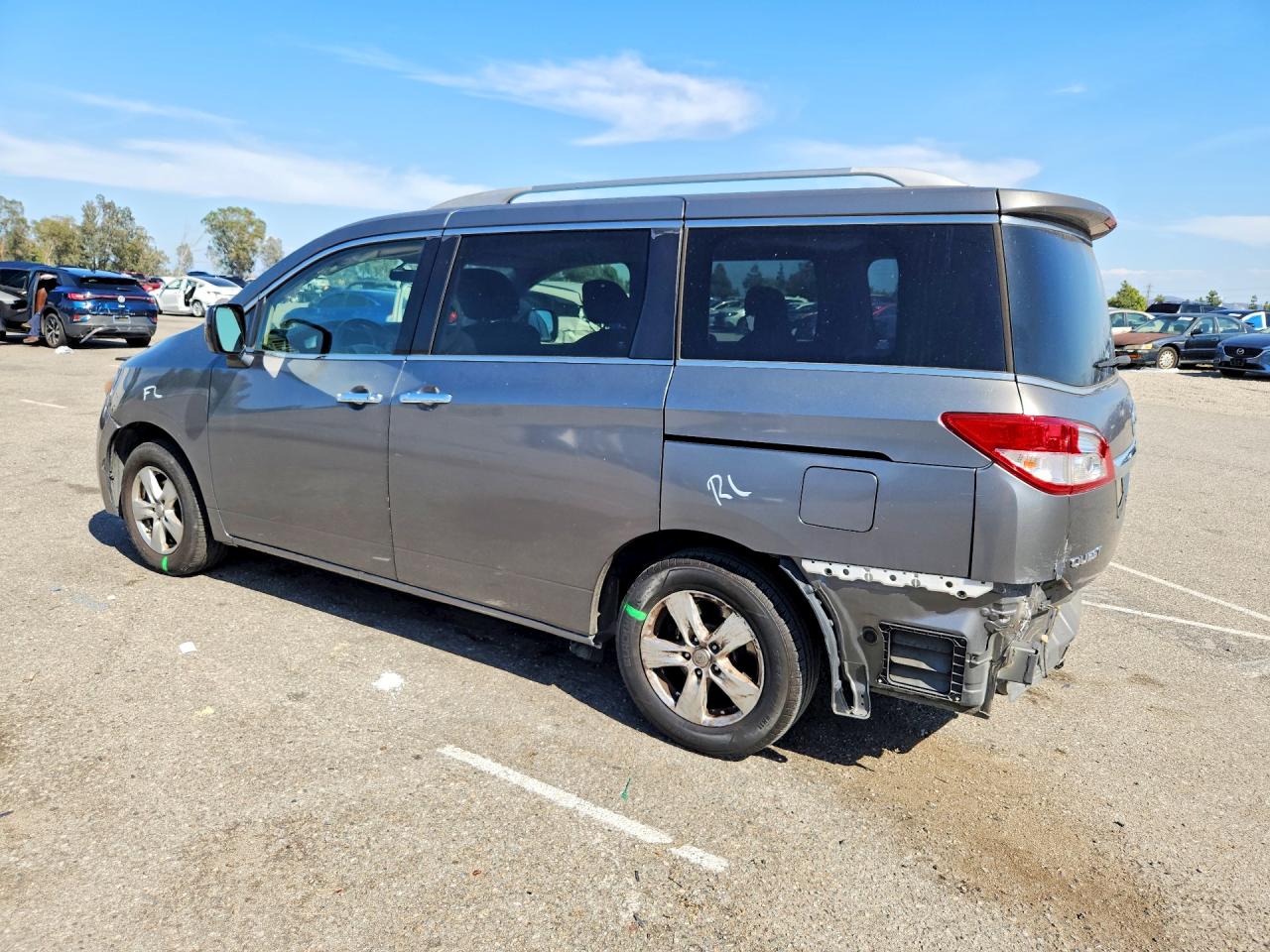 2016 NISSAN QUEST 3.5 SV photo 3
