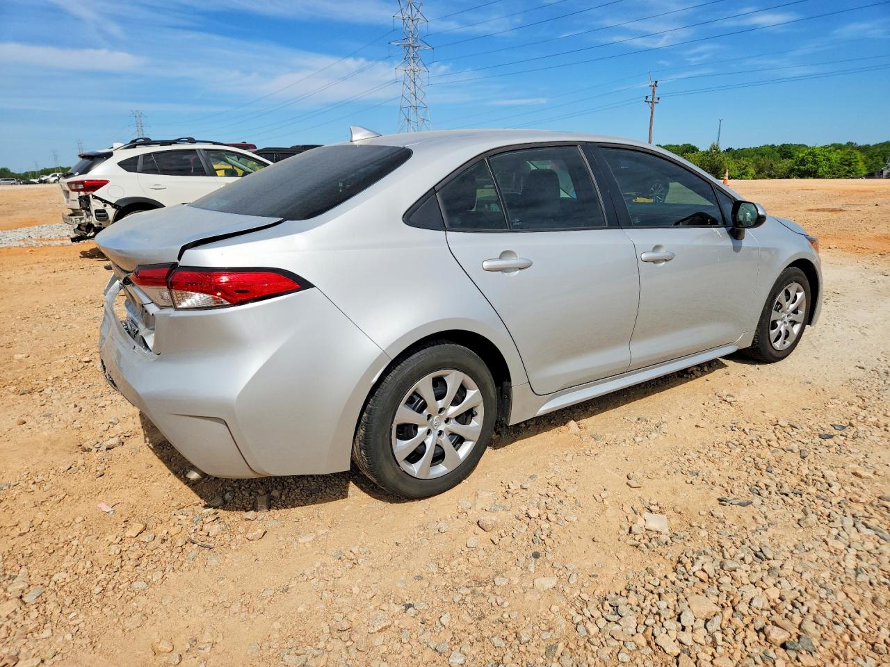 2024 TOYOTA COROLLA LE photo 5