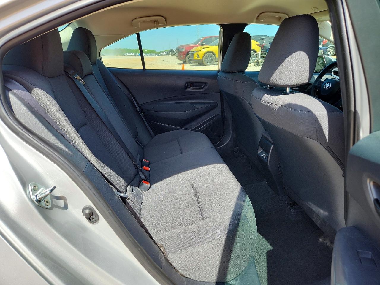 2024 TOYOTA COROLLA LE photo 19