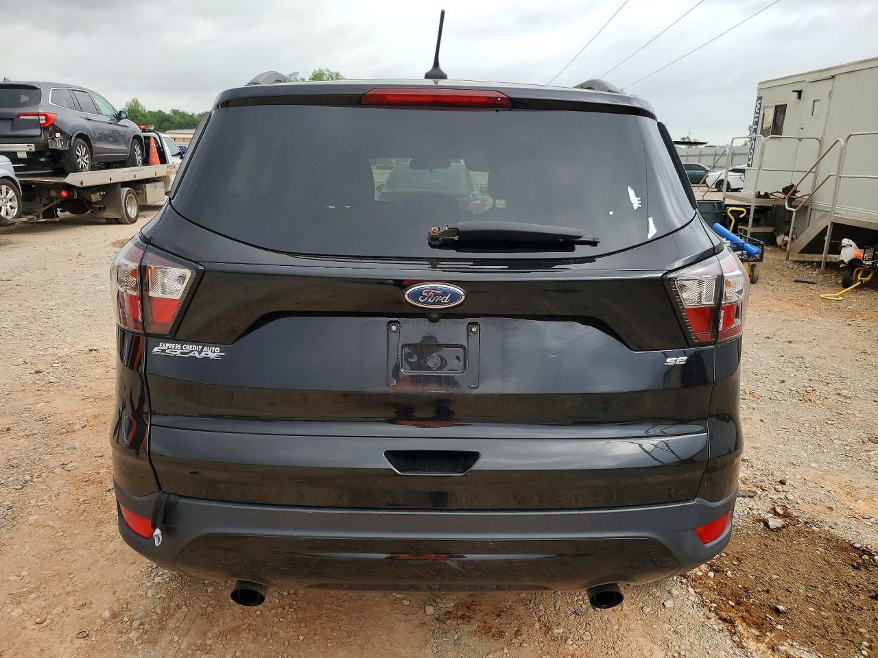 2018 FORD ESCAPE SE photo 16