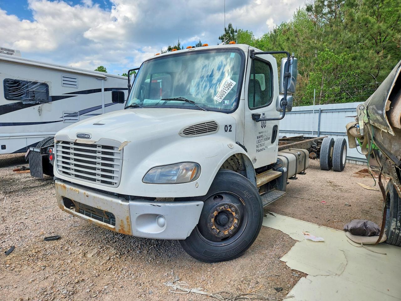 2015 FREIGHTLINER M2