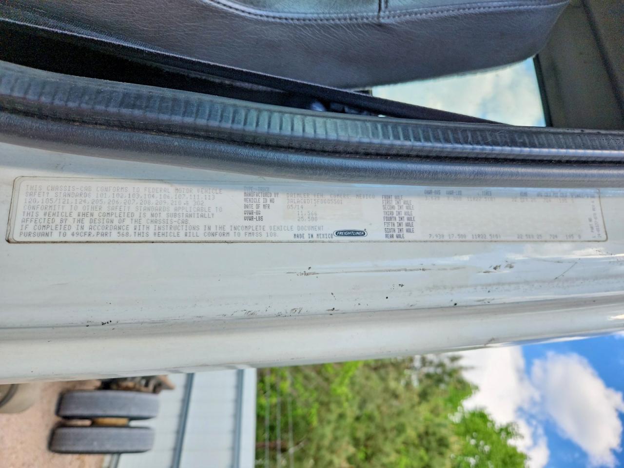 2015 FREIGHTLINER M2 106 MEDIUM DUTY photo 12