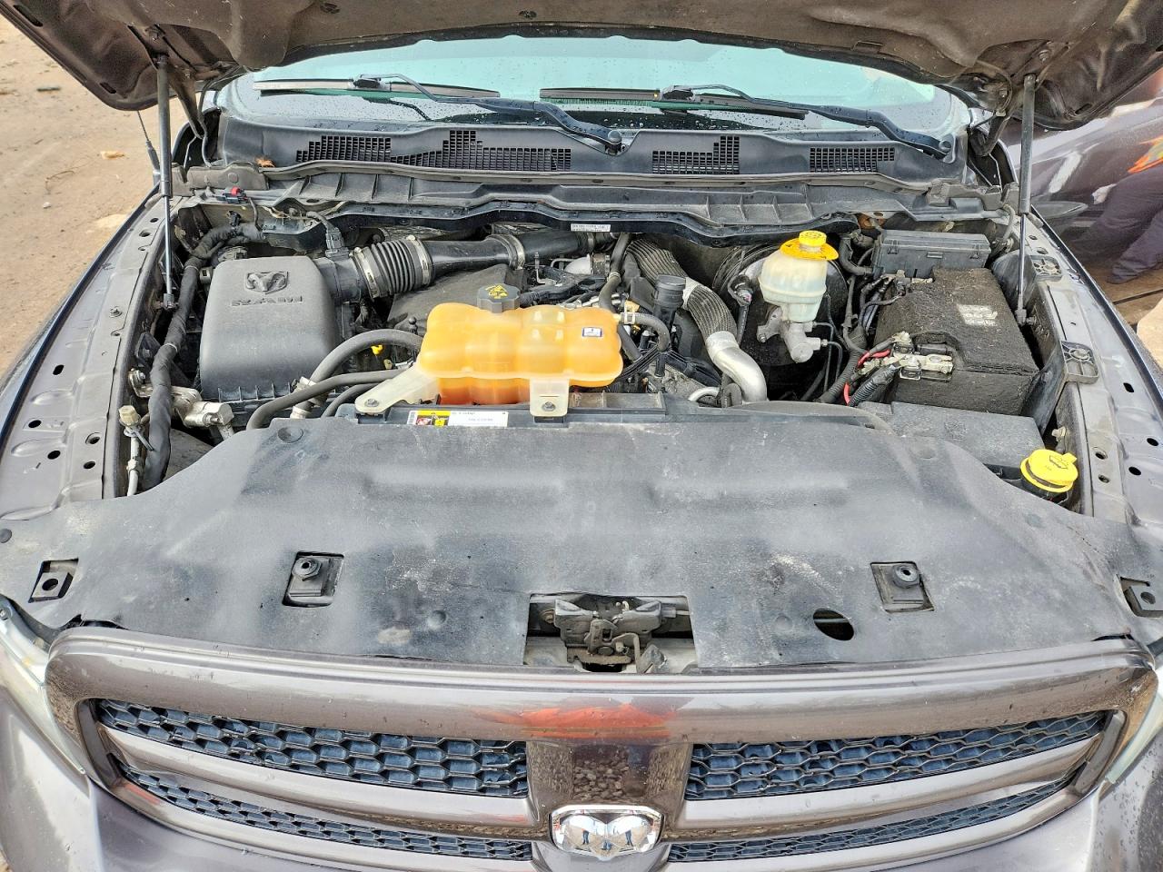 2015 RAM 1500 SLT photo 31