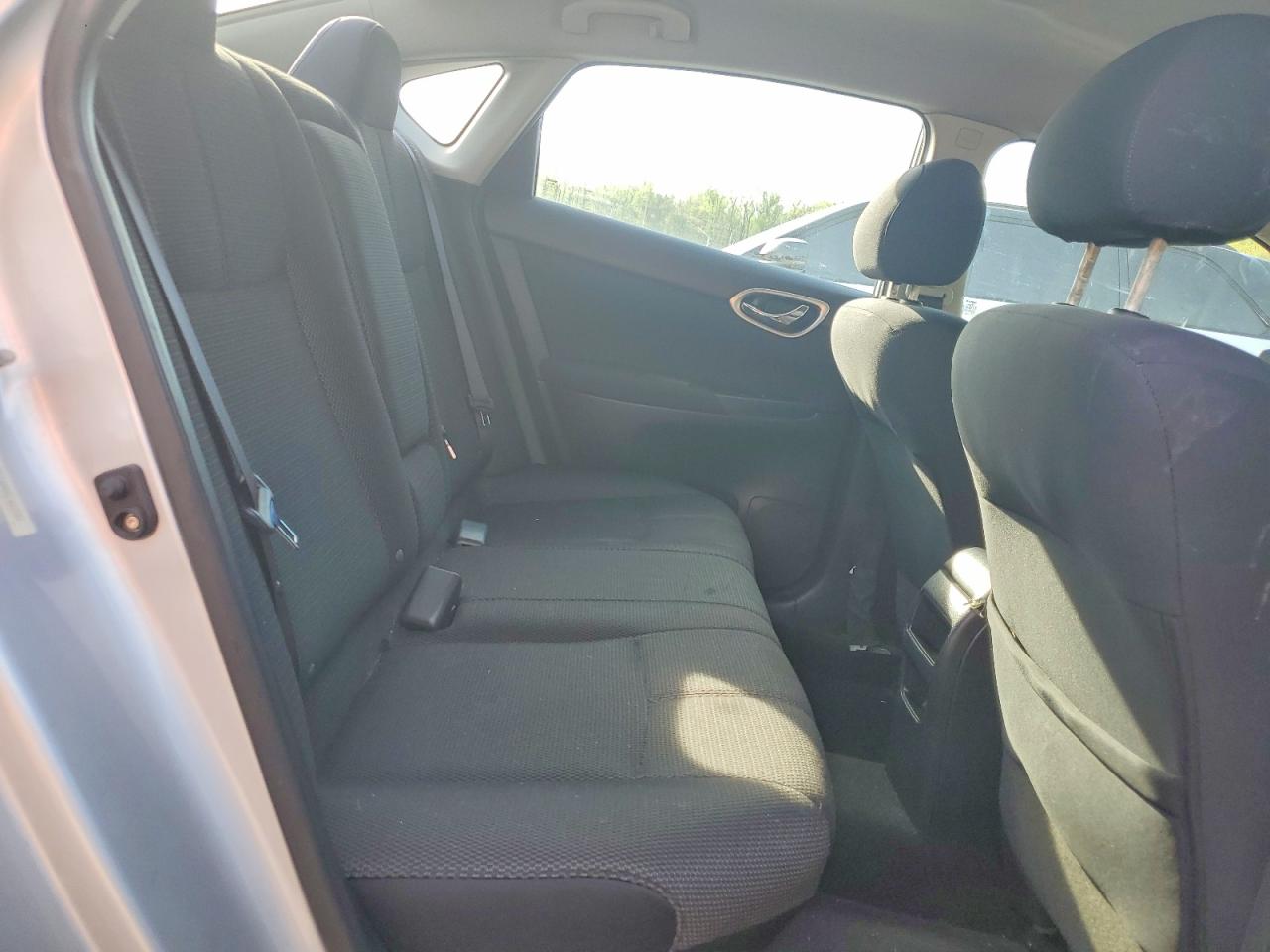 2013 NISSAN SENTRA S photo 19