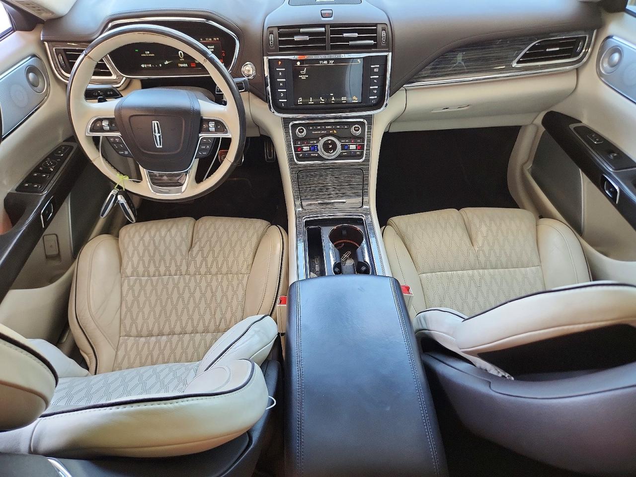 2017 LINCOLN CONTINENTAL BLACK LABEL photo 15
