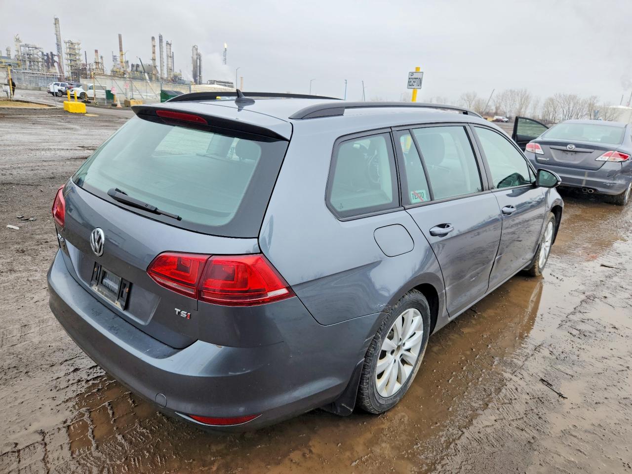 2017 VOLKSWAGEN GOLF SPORTWAGEN S photo 5