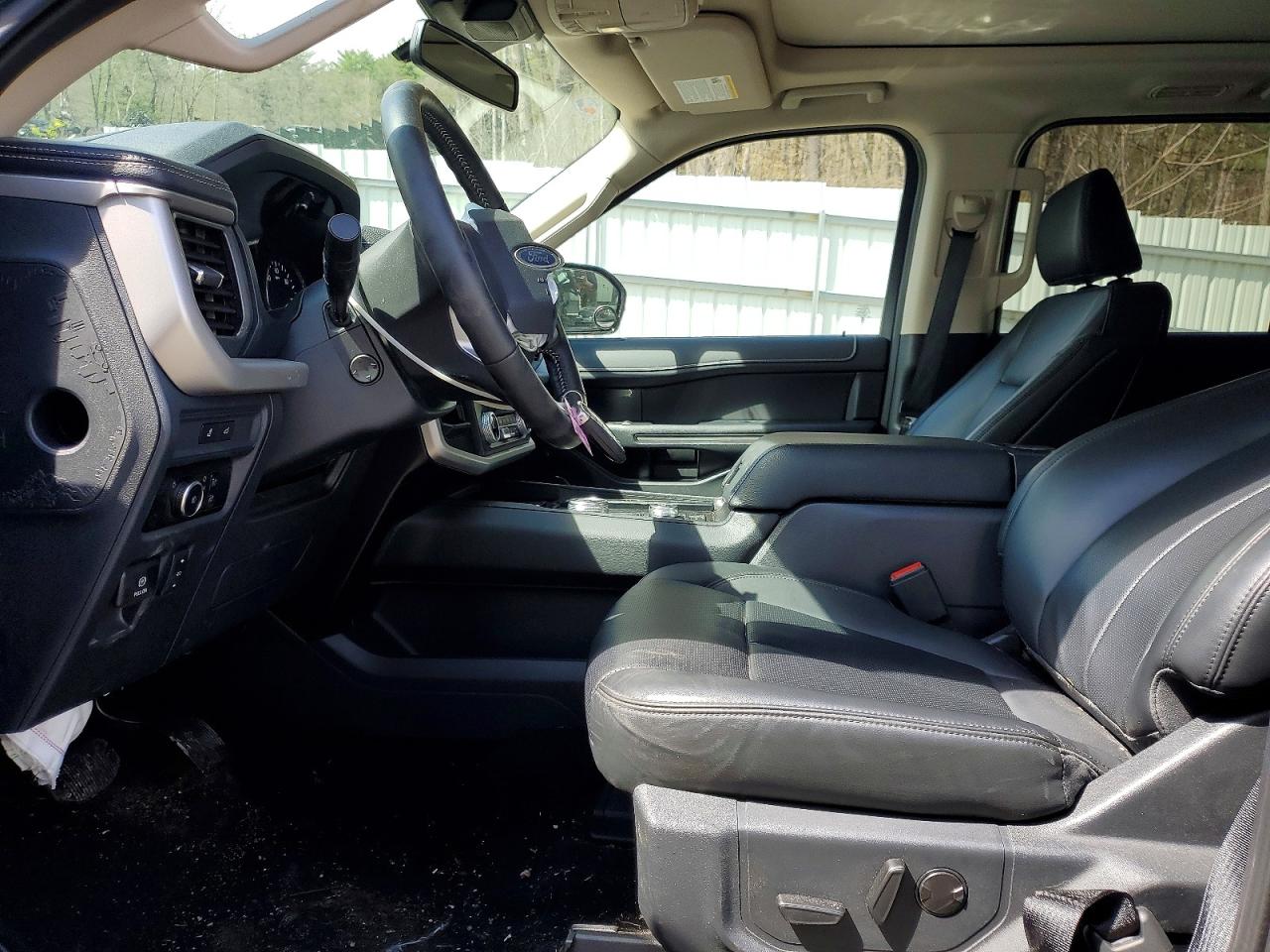 2024 FORD EXPEDITION MAX XLT photo 13