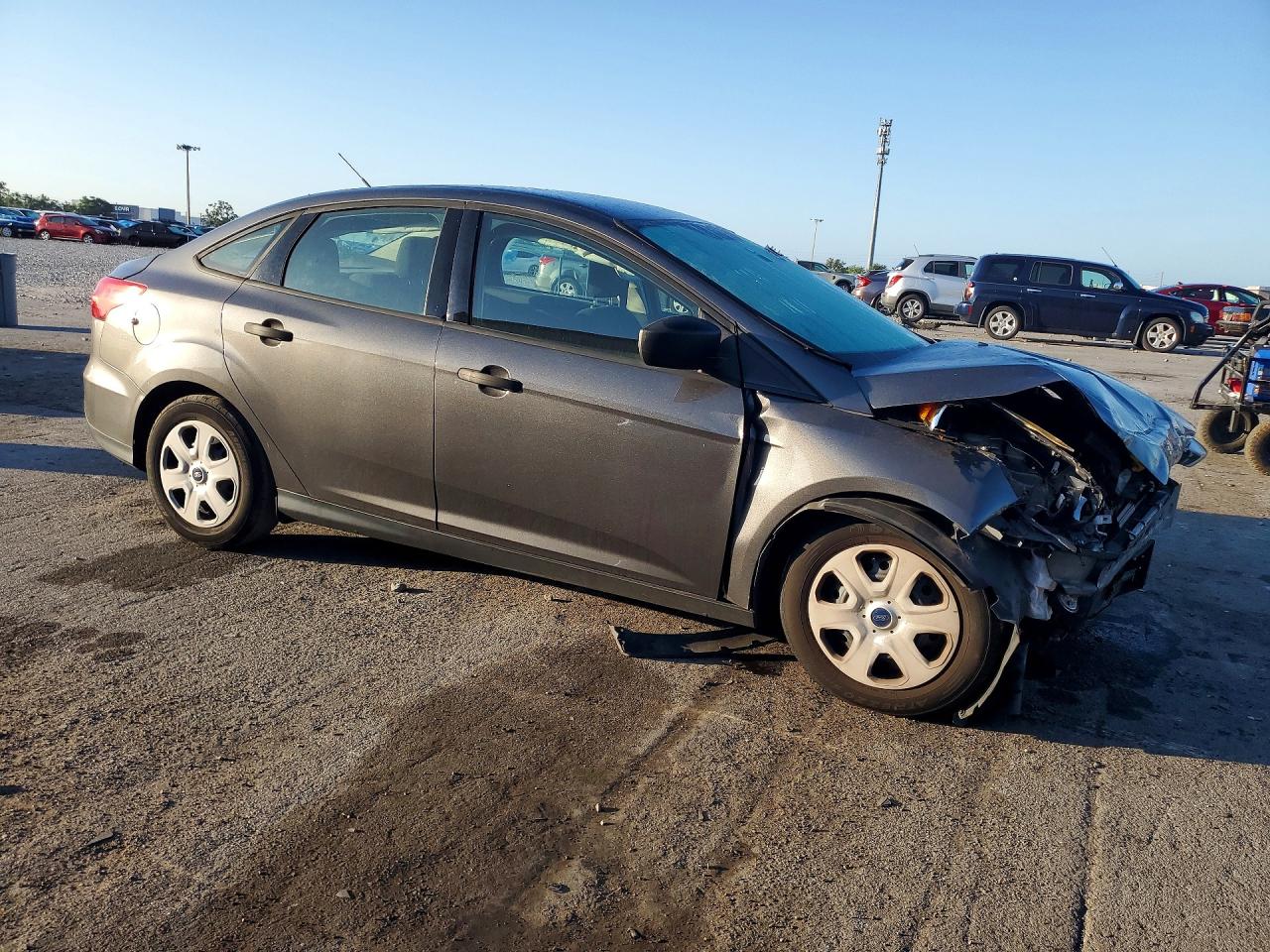 2018 FORD FOCUS S photo 7