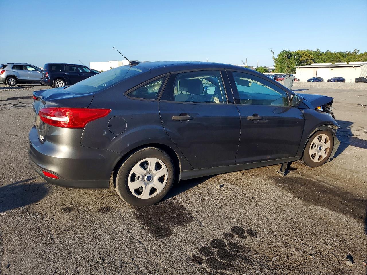 2018 FORD FOCUS S photo 5