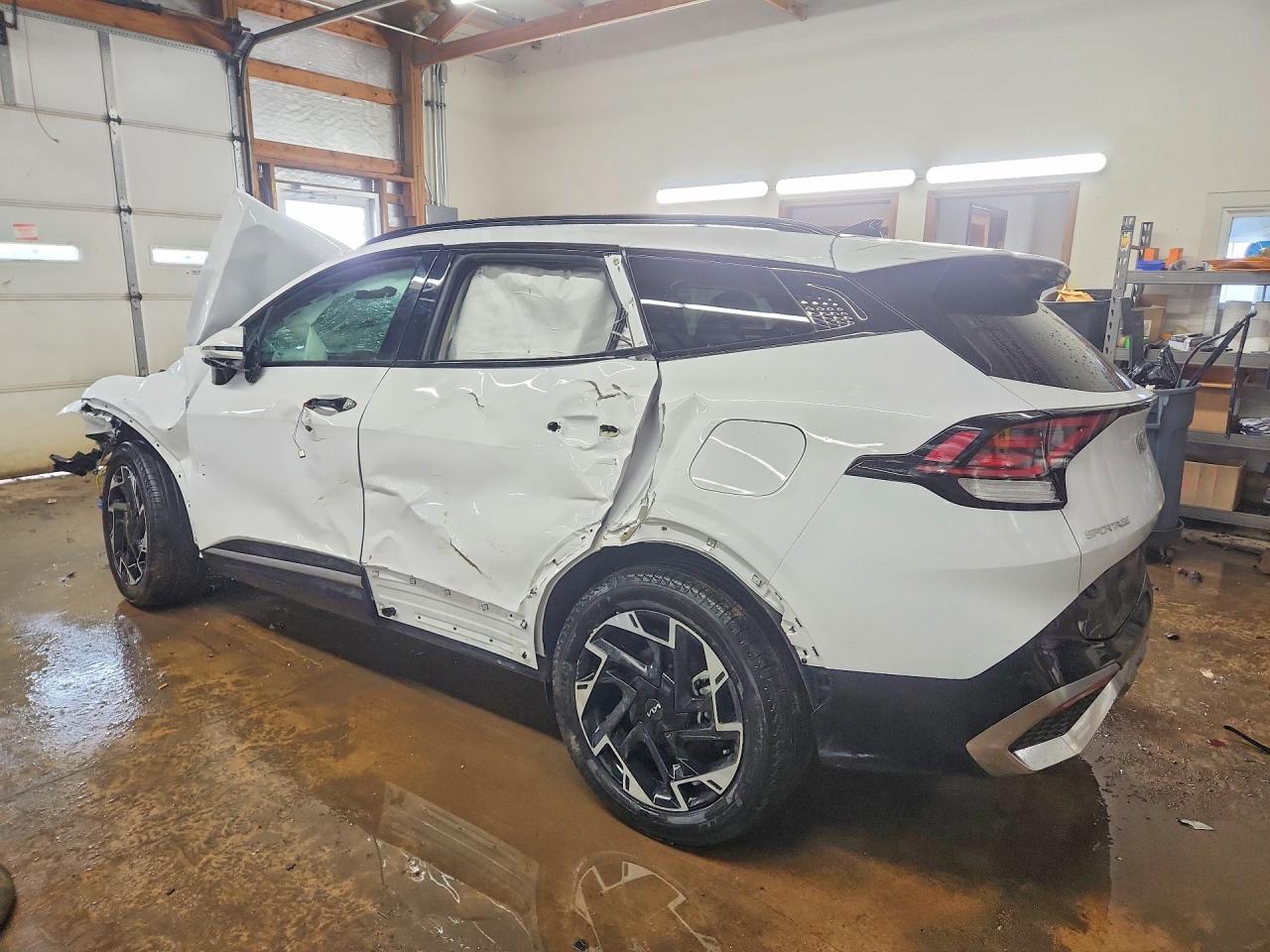 2025 KIA SPORTAGE SX PRESTIGE photo 4