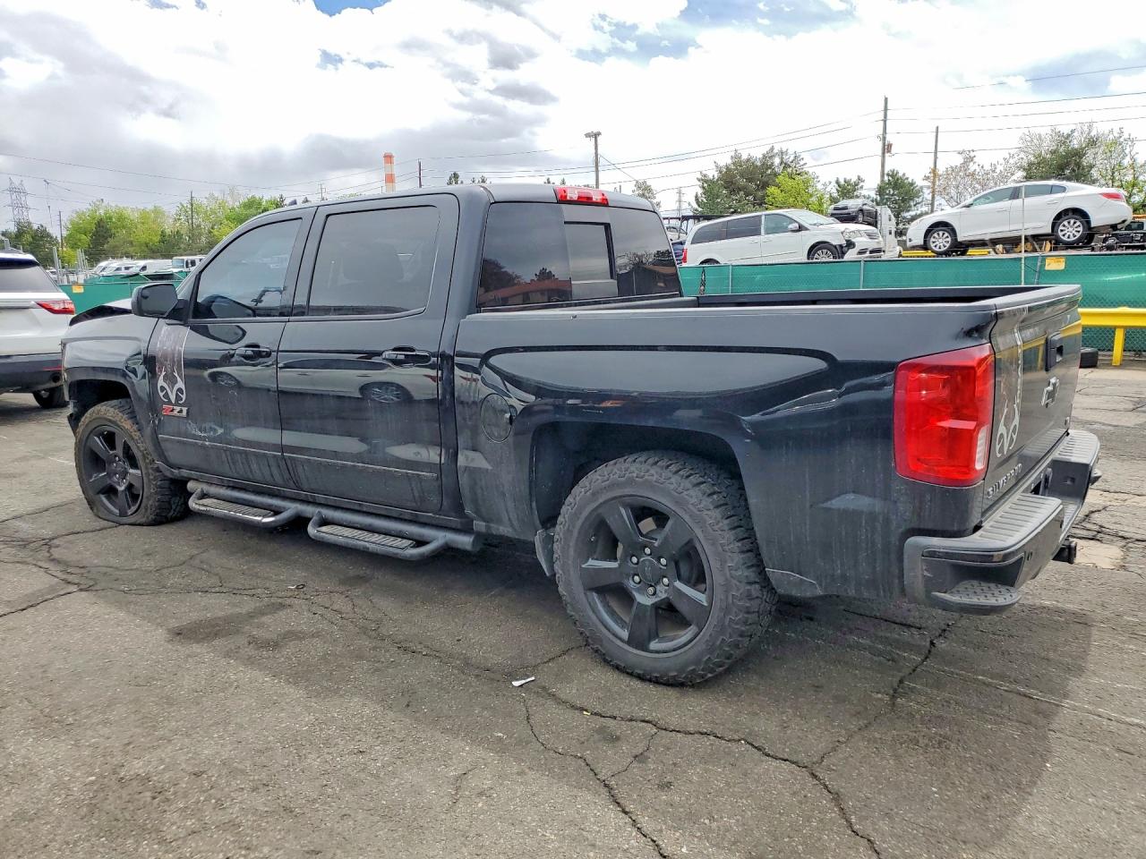 2016 CHEVROLET SILVERADO K1500 LTZ photo 3