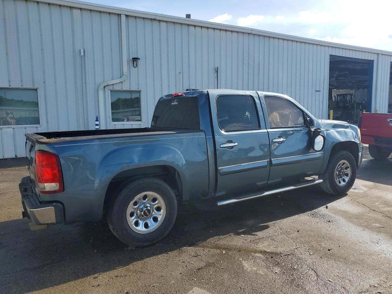 2010 GMC SIERRA C1500 SLE photo 5