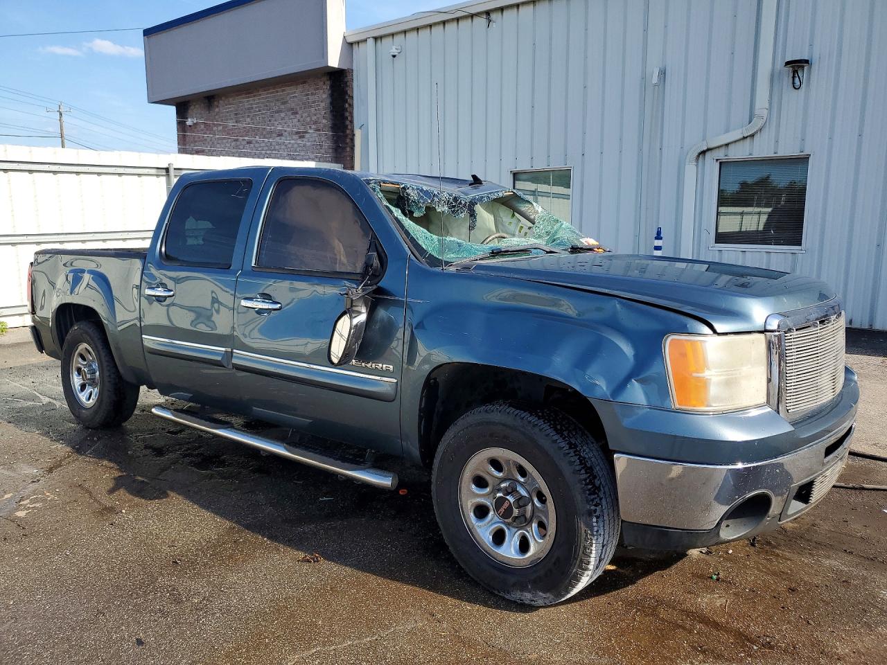 2010 GMC SIERRA C1500 SLE photo 7