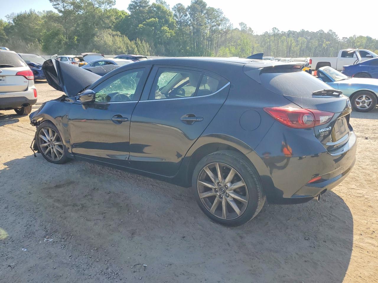 2017 MAZDA 3 GRAND TOURING photo 4