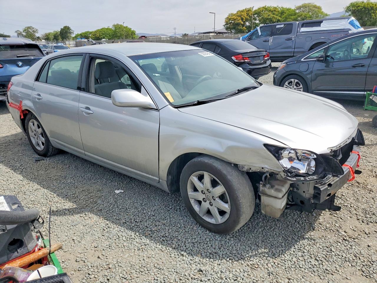 2005 TOYOTA AVALON XL photo 10