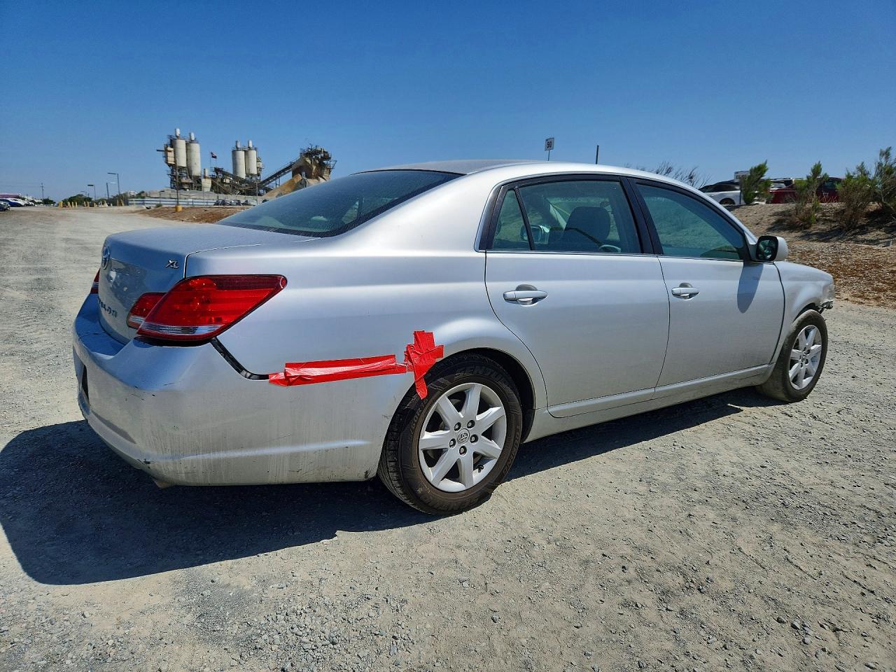 2005 TOYOTA AVALON XL photo 7