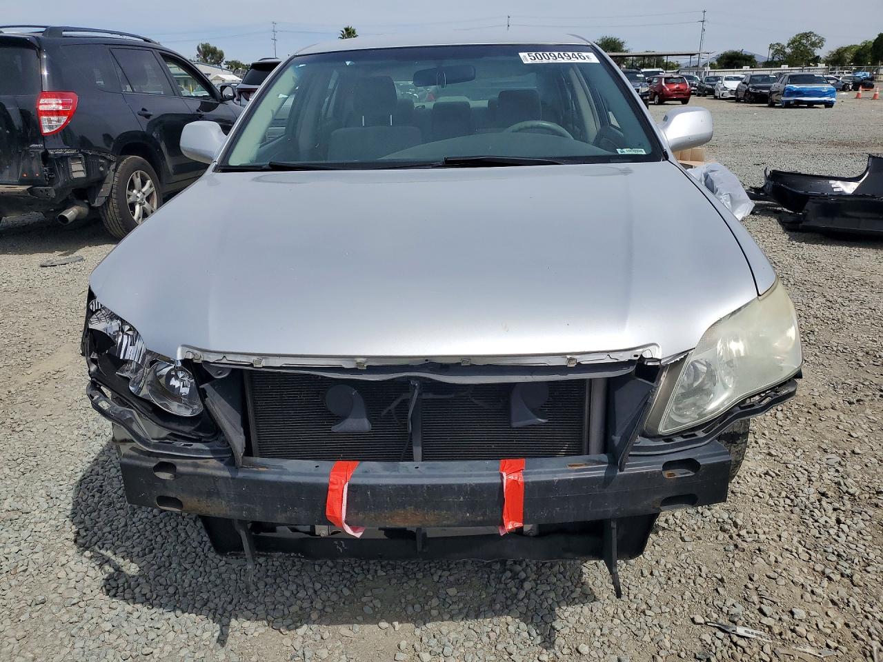 2005 TOYOTA AVALON XL photo 13