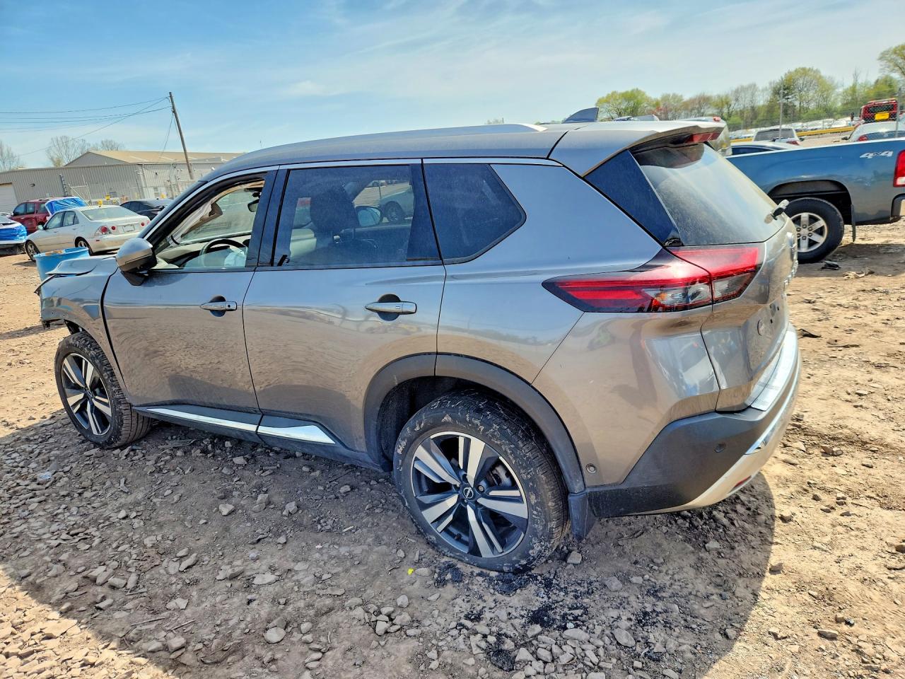 2023 NISSAN ROGUE PLATINUM photo 4