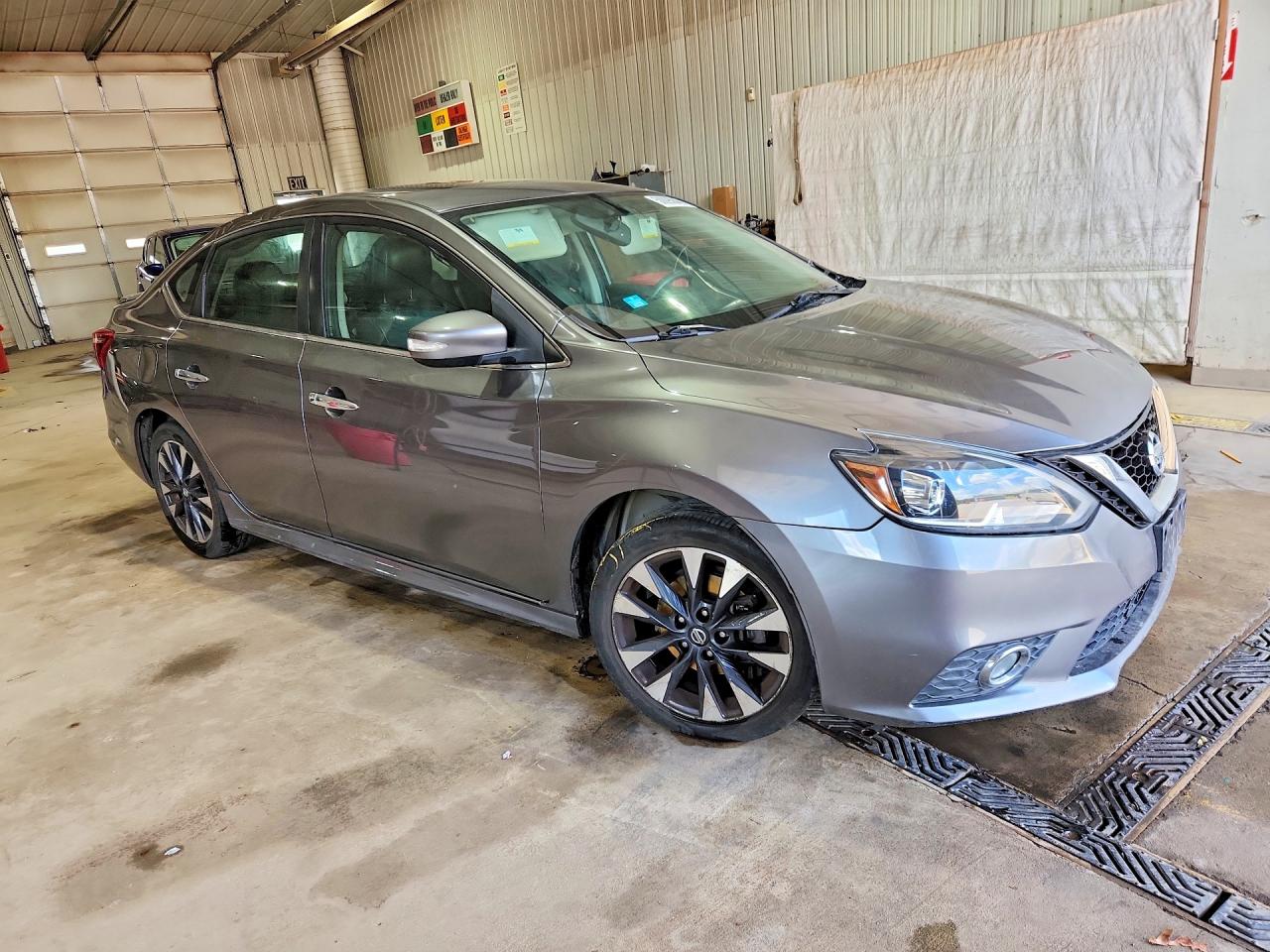 2016 NISSAN SENTRA SR photo 10