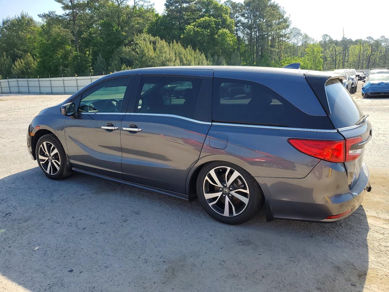 2023 HONDA ODYSSEY TOURING photo 4