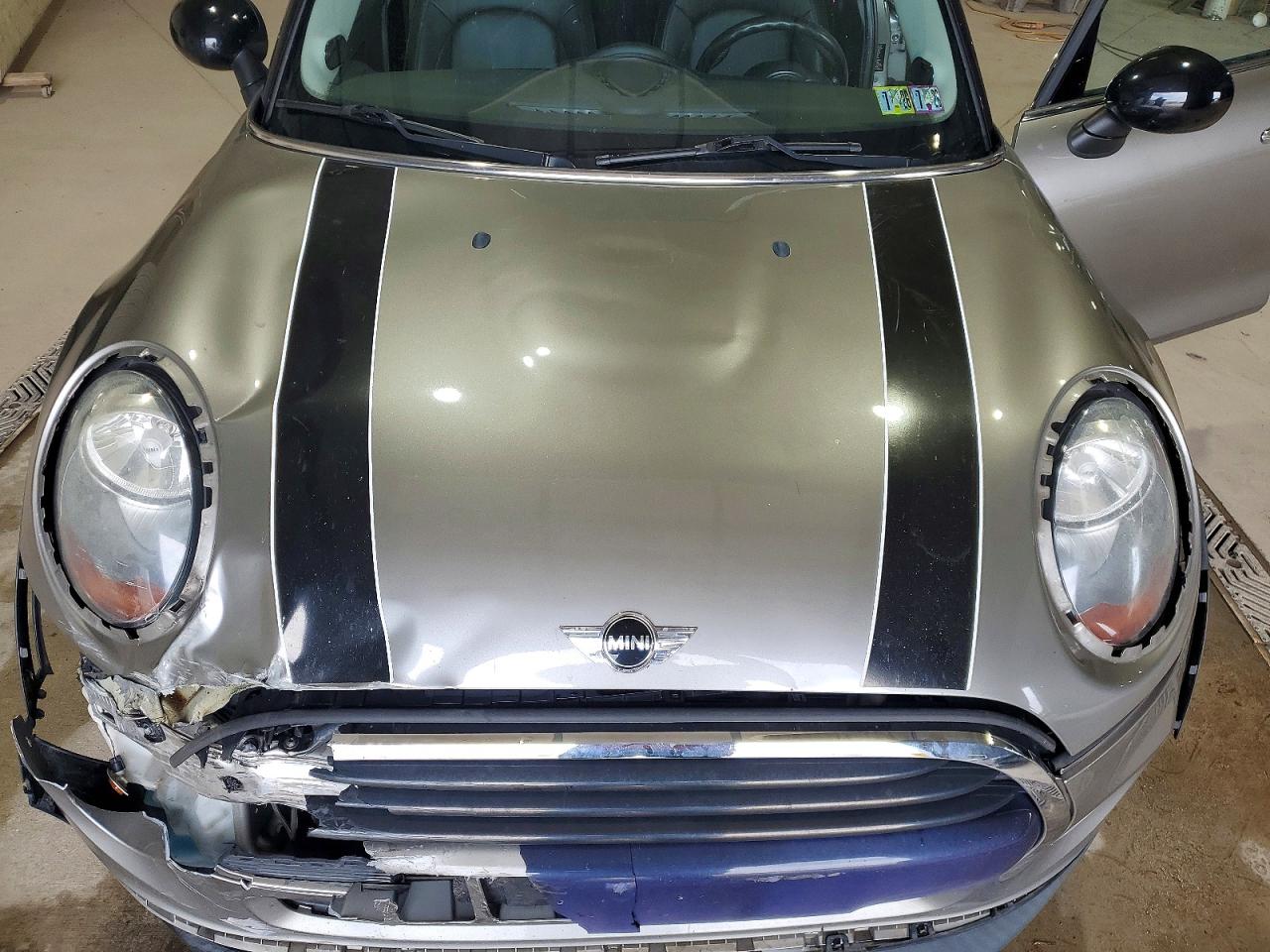 2017 MINI COOPER photo 21