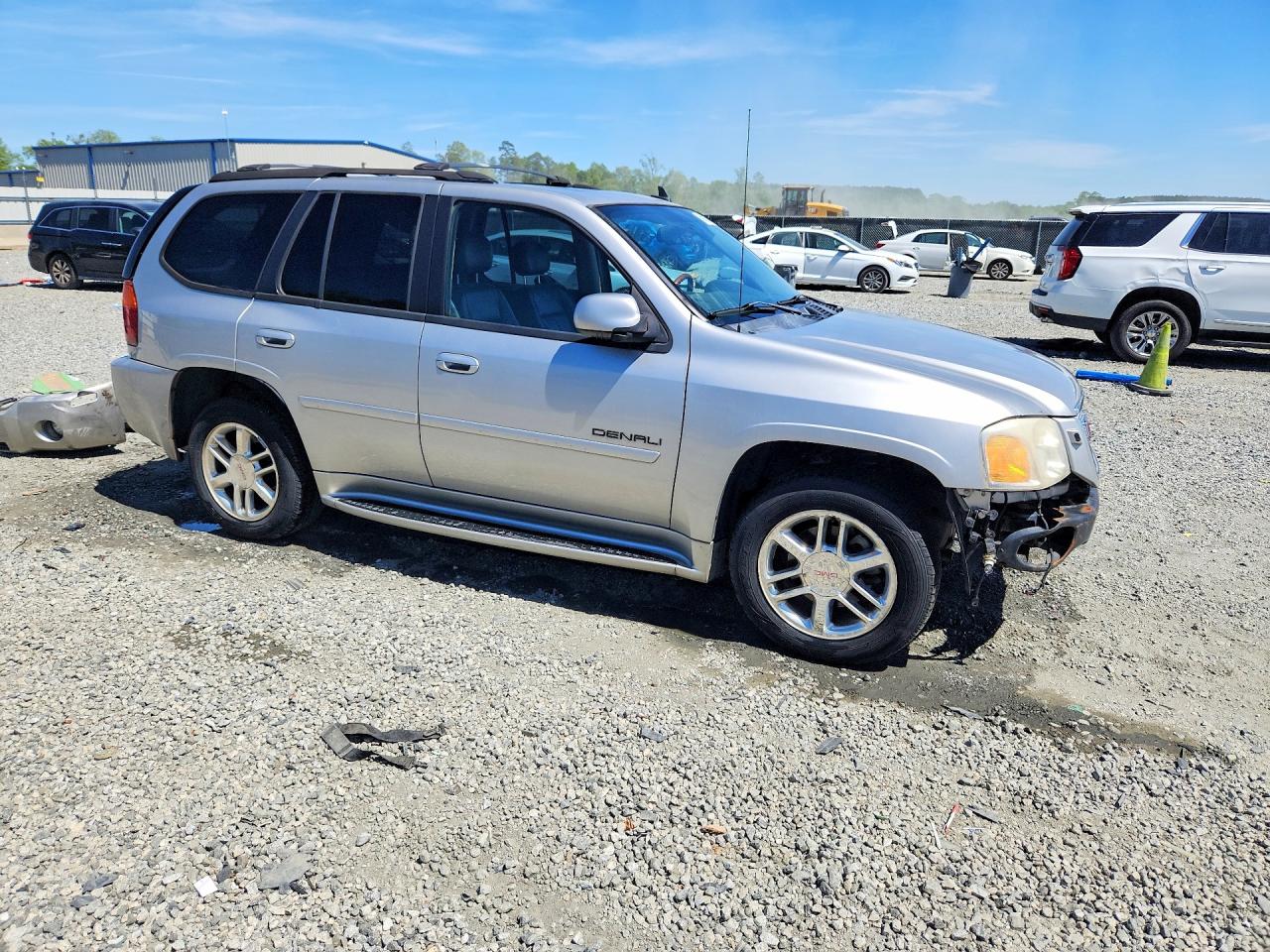 2006 GMC ENVOY DENALI photo 10