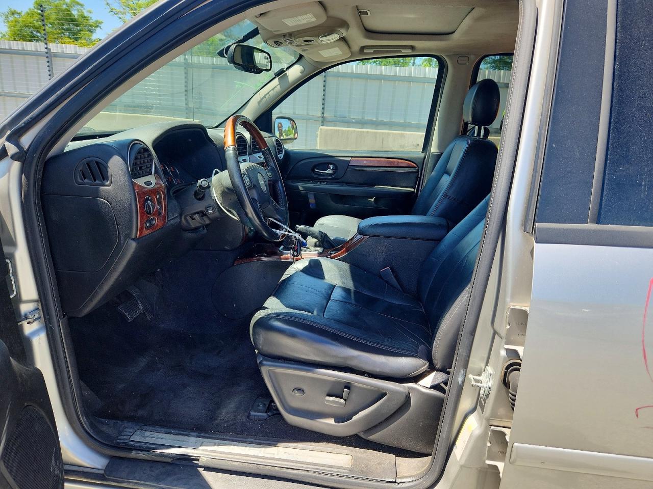 2006 GMC ENVOY DENALI photo 19