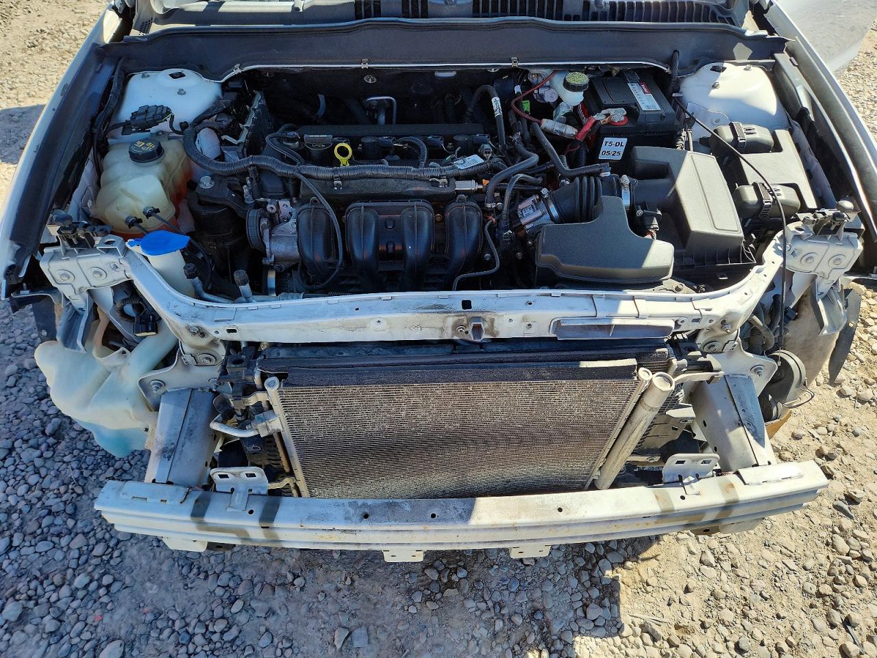 2013 FORD FUSION S photo 21