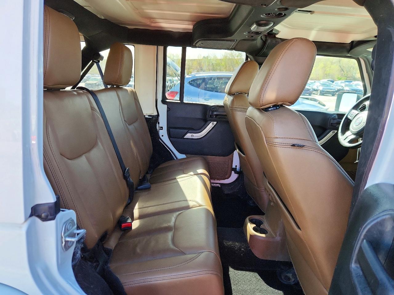2018 JEEP WRANGLER UNLIMITED SAHARA photo 11