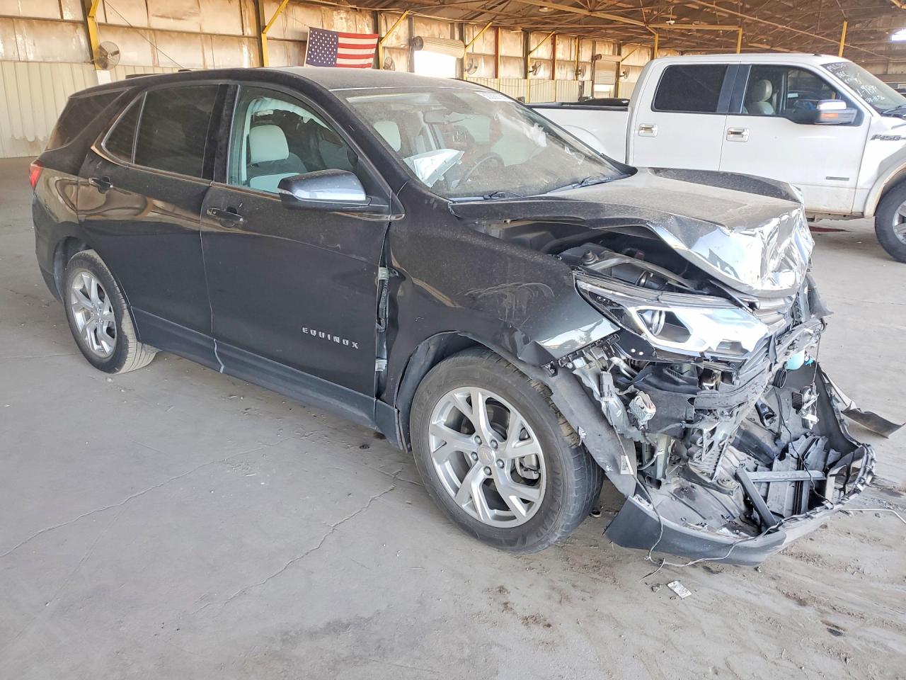 2018 CHEVROLET EQUINOX LT photo 4
