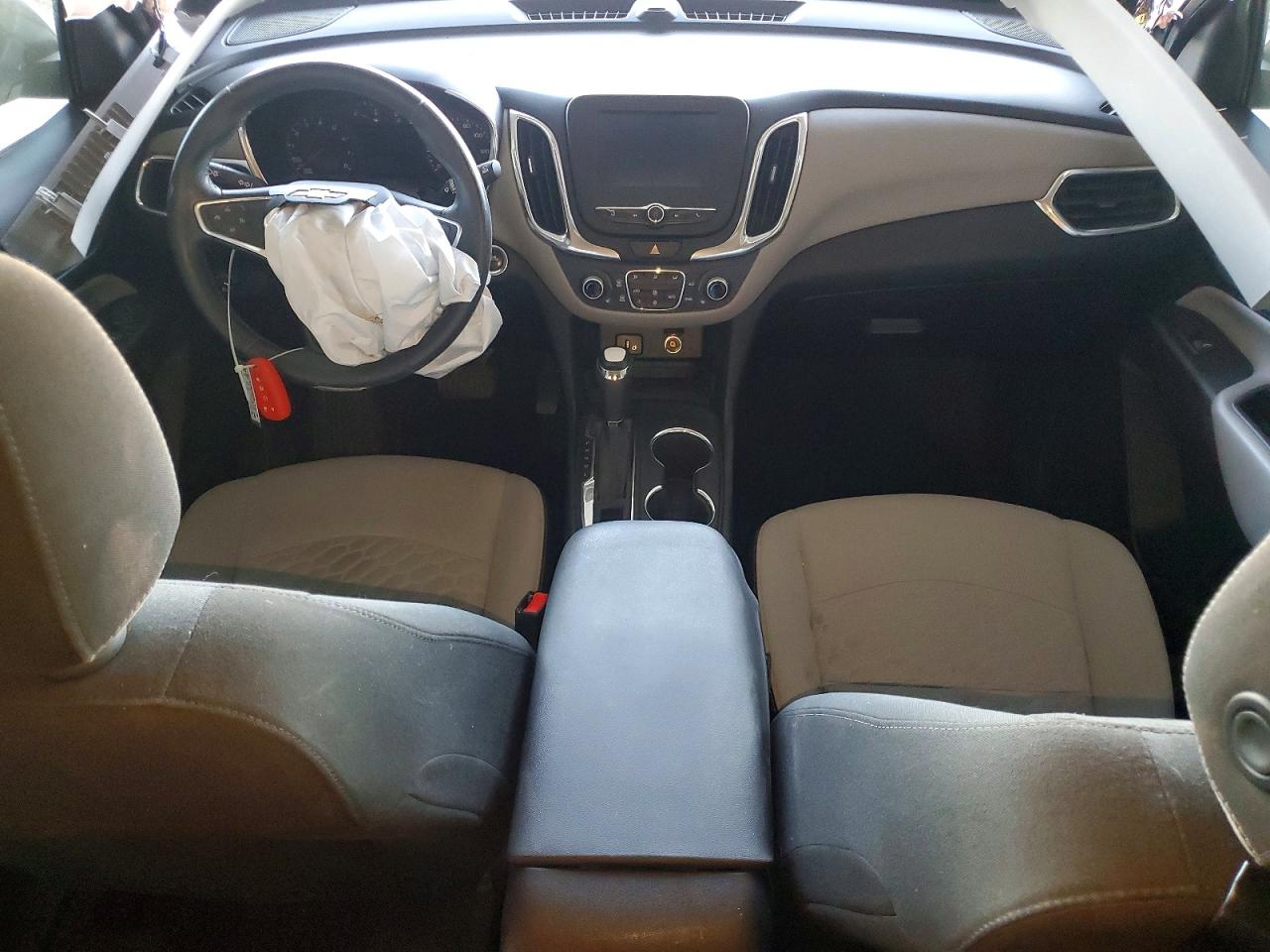 2018 CHEVROLET EQUINOX LT photo 8