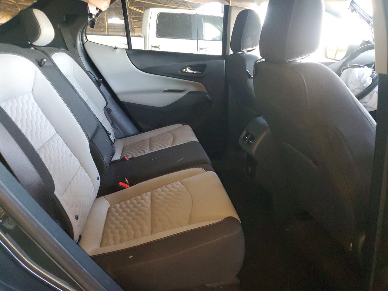 2018 CHEVROLET EQUINOX LT photo 10