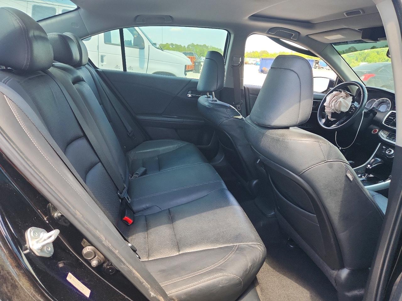 2013 HONDA ACCORD TOURING photo 19