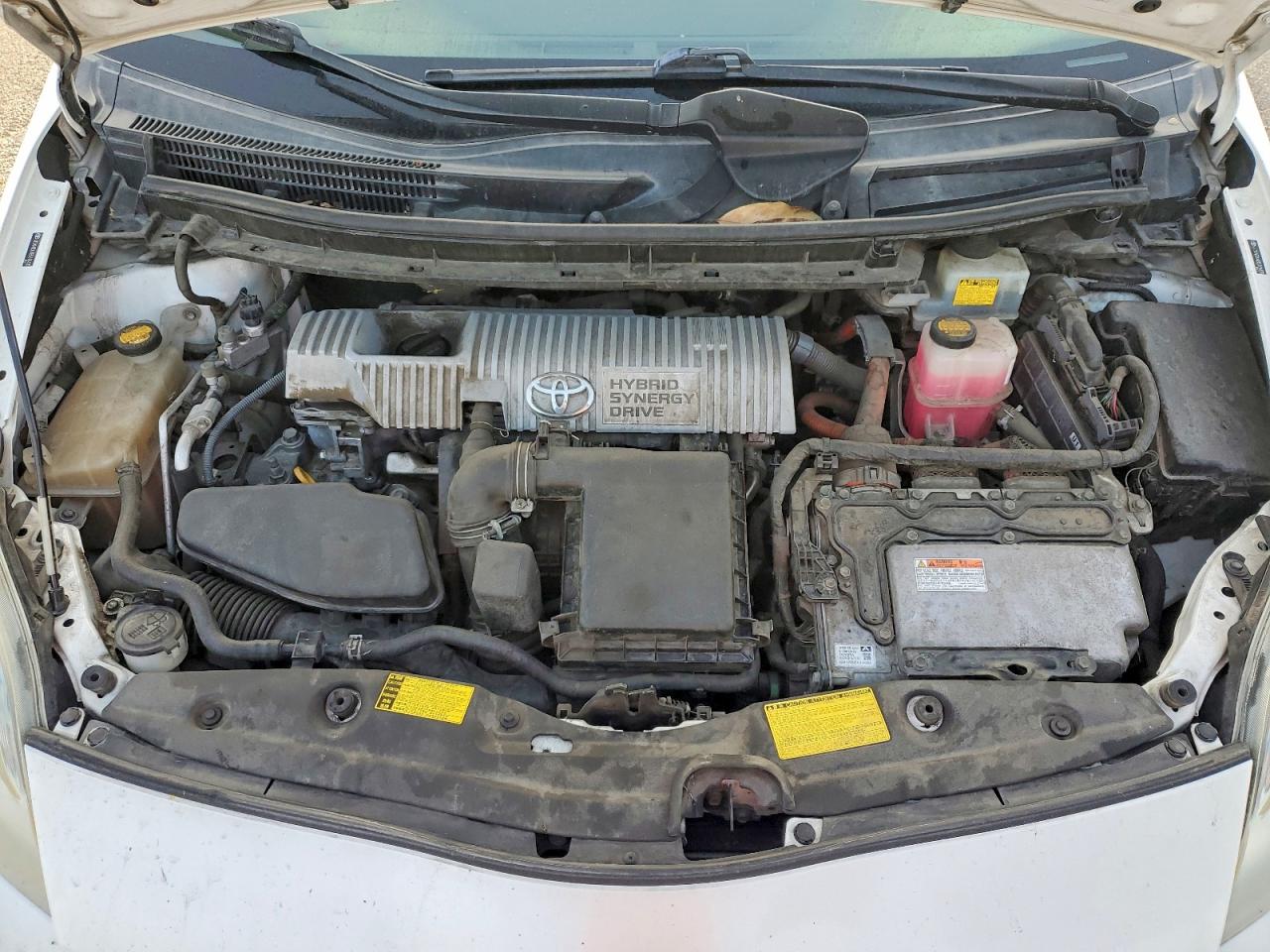 2011 TOYOTA PRIUS TWO photo 31