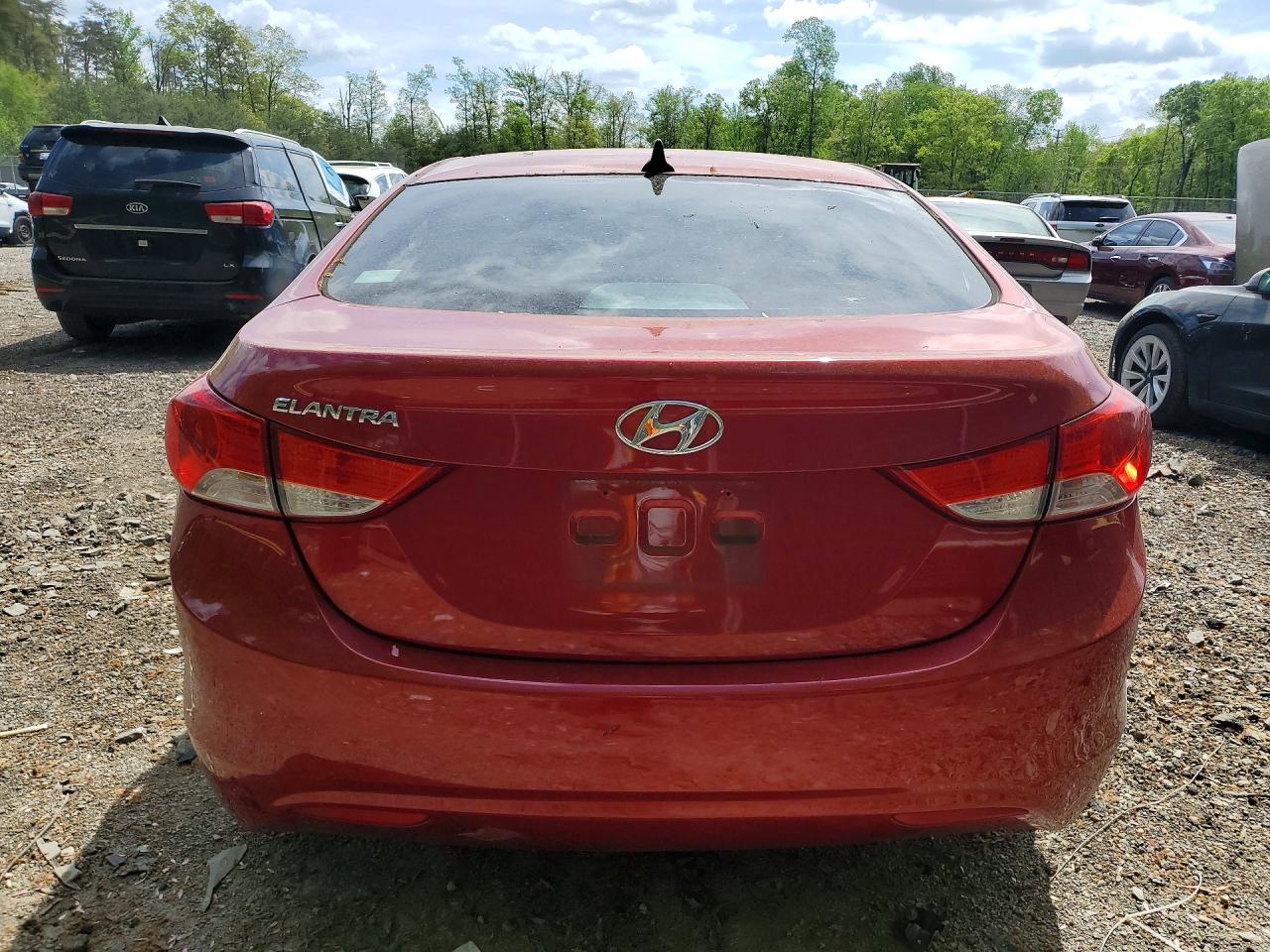 2013 HYUNDAI ELANTRA GLS photo 16