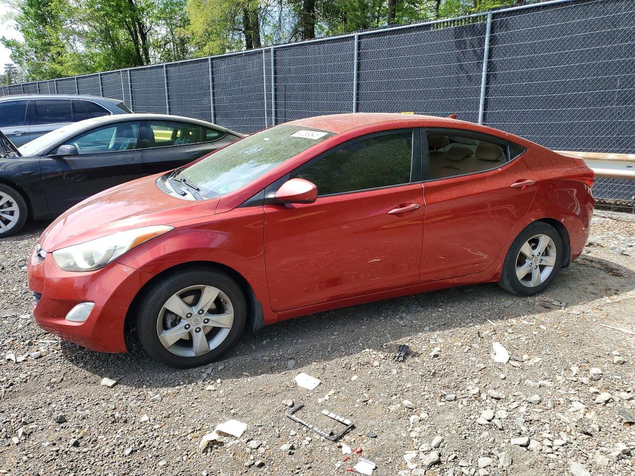 2013 HYUNDAI ELANTRA